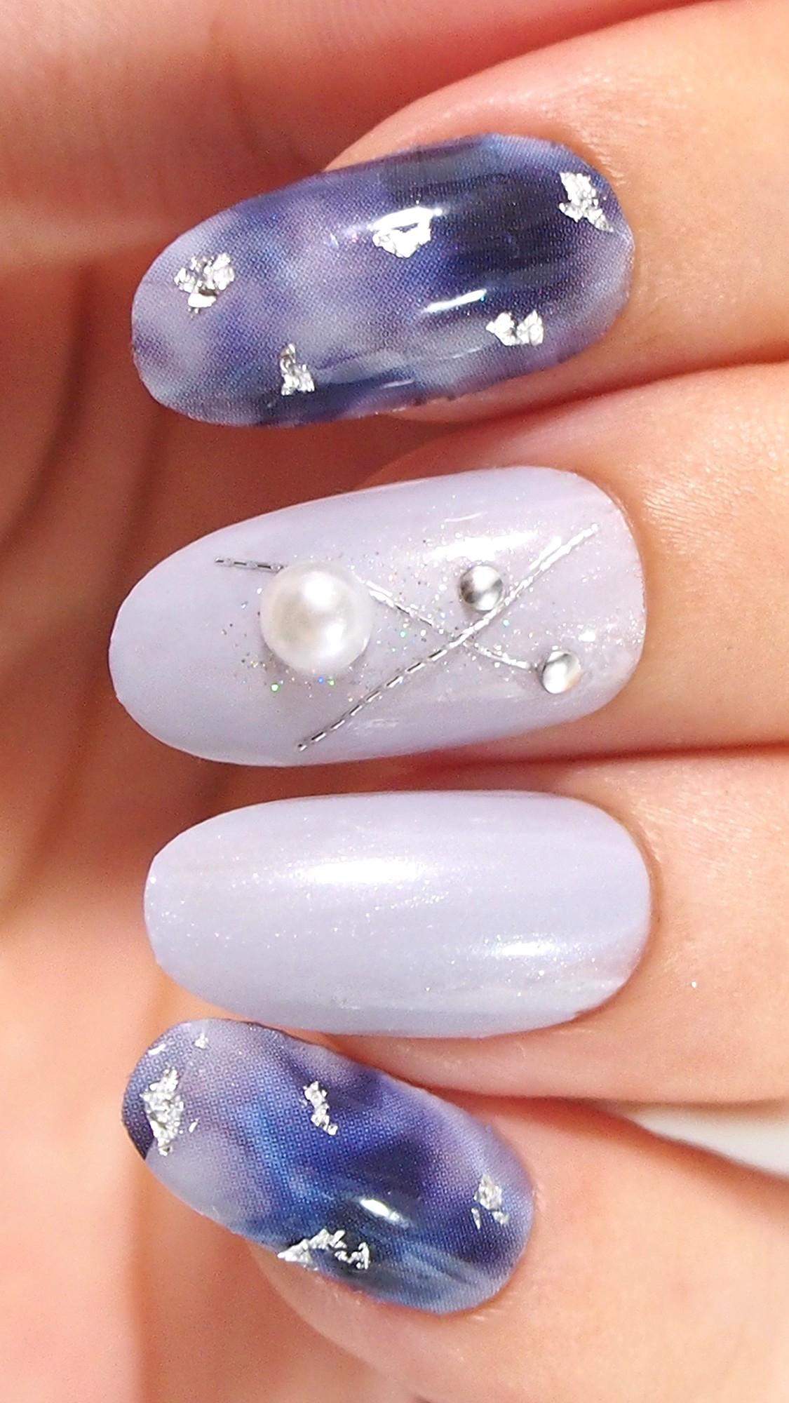 秋のニュアンスネイルは100均で作れる！～キャンドゥしずくネイルシール～