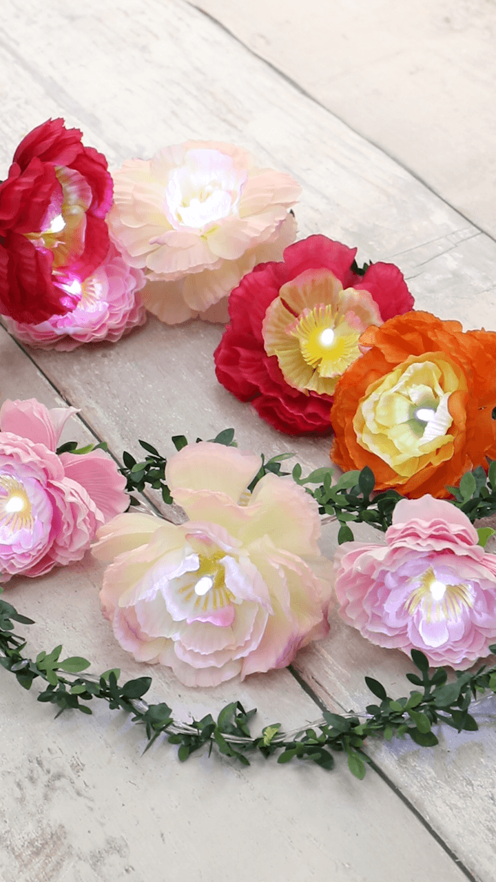 私のリラックス空間♡100円素材で作るフラワーライト