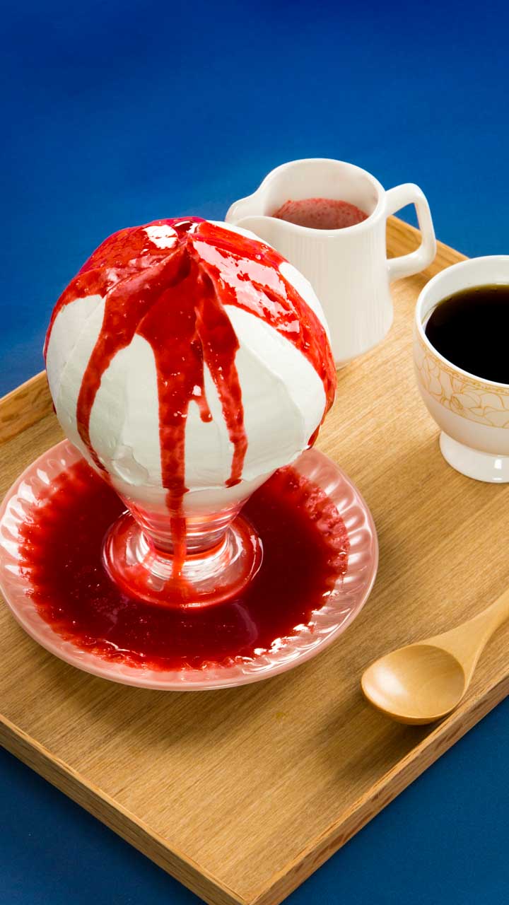 カキ氷？！まん丸ケーキ