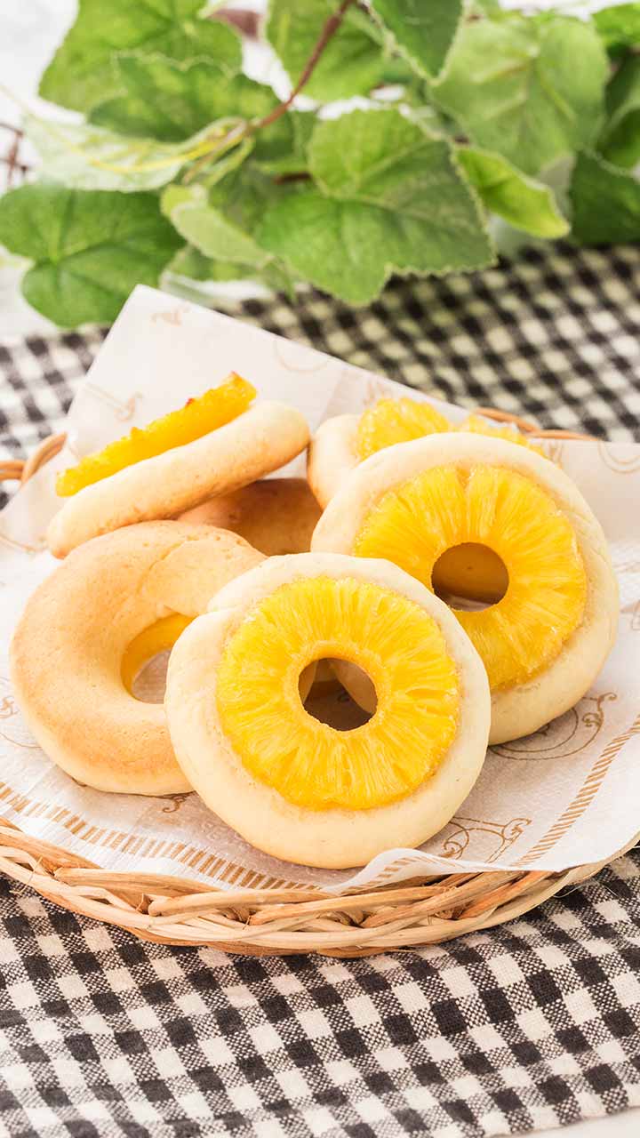 輪っかの台湾風パイナップルケーキ