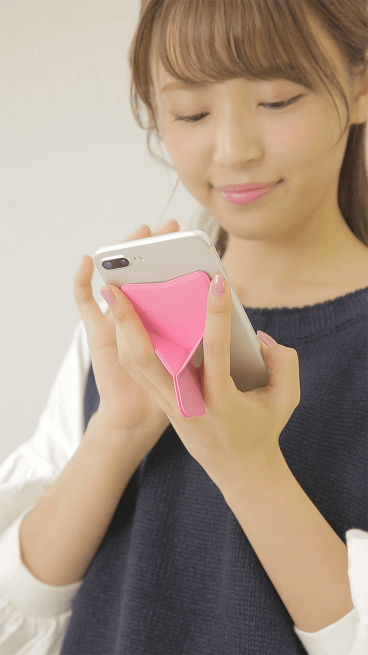 シーンに合わせて3つの使い道♡進化型スマホカバーって？