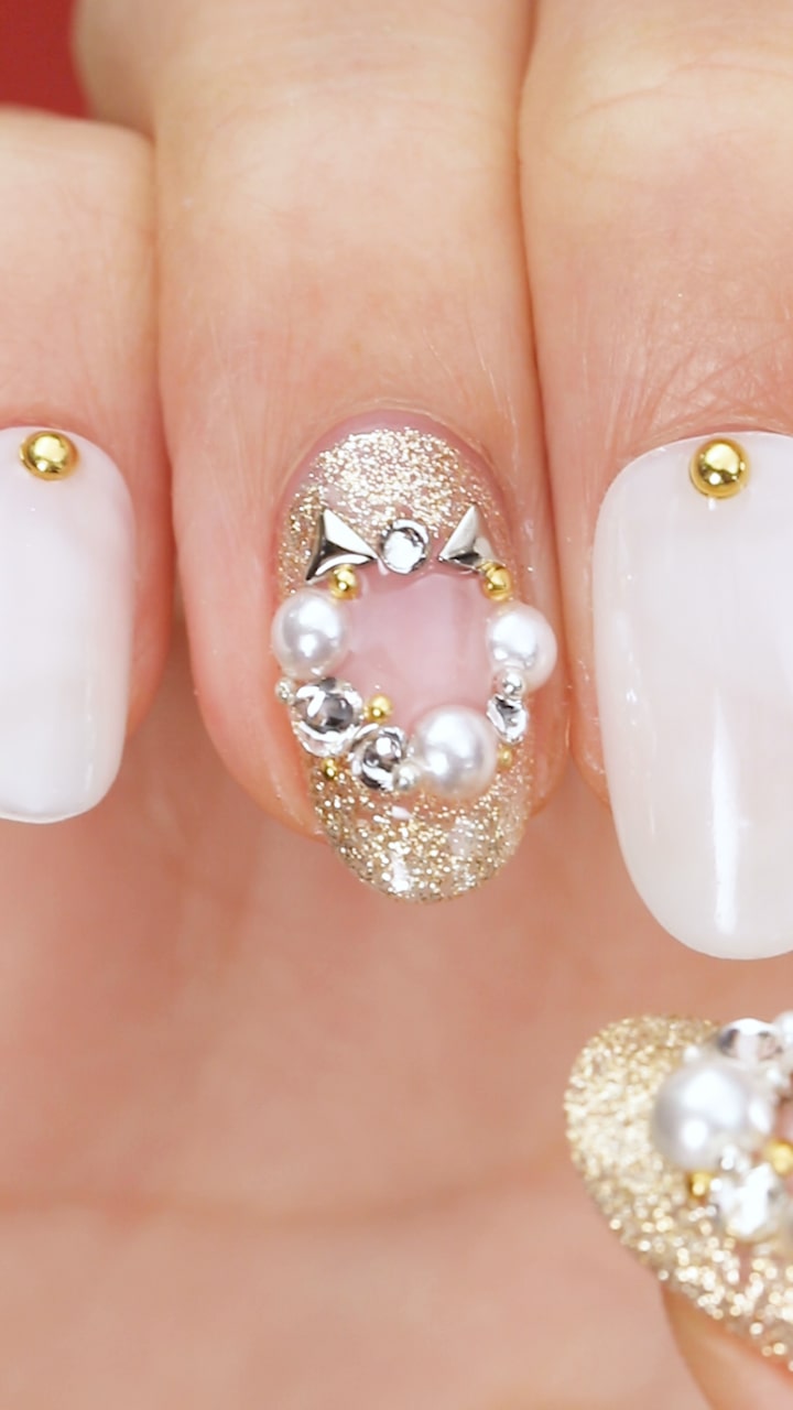 セルフで楽しむX'masリースネイル