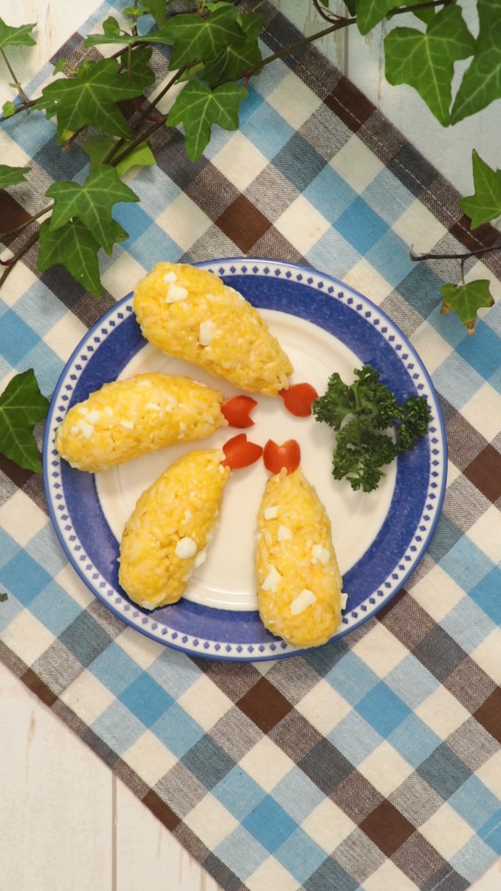 エビフライ？いいえおにぎりです！お弁当にピッタリのかわいいおにぎりレシピ