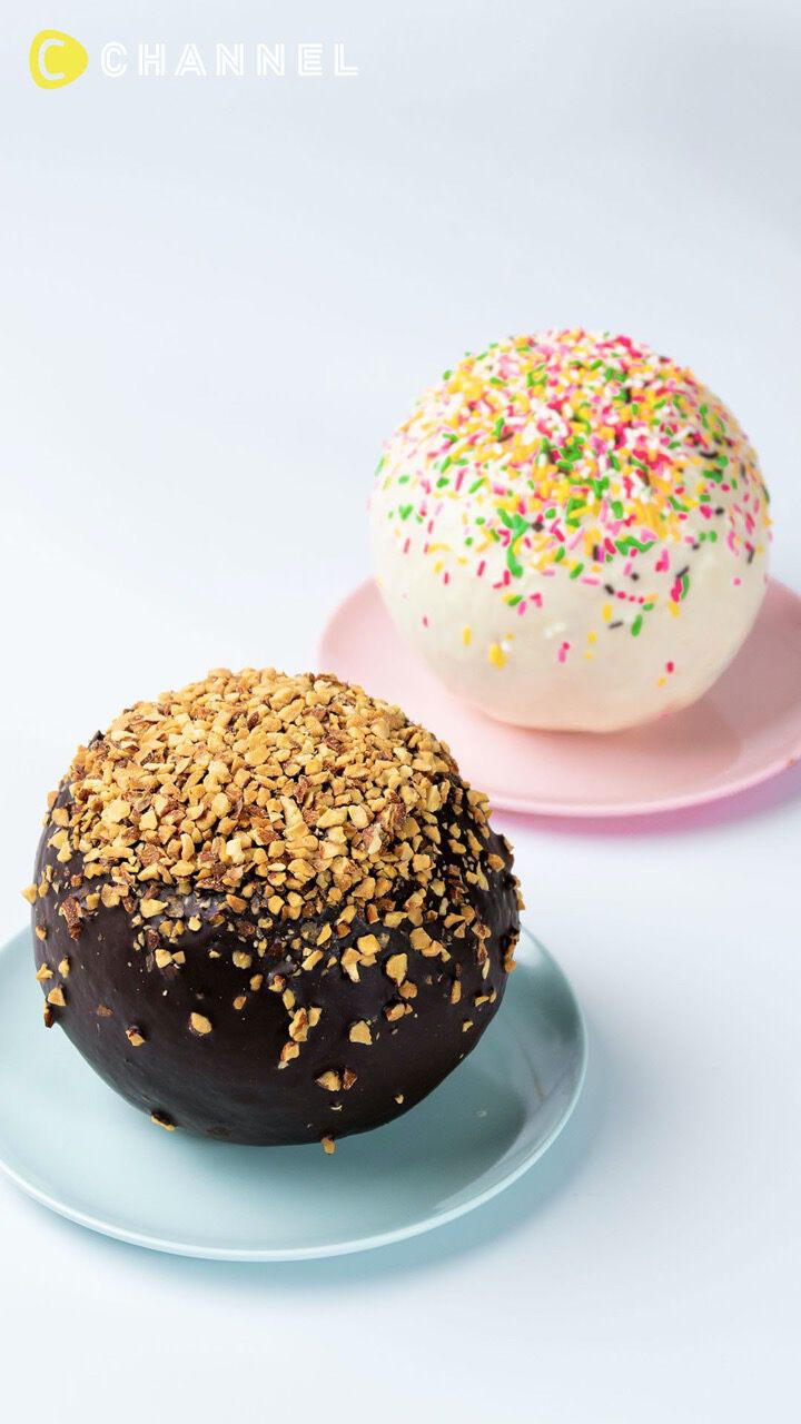 膨らむ!?巨大チョコレートボール