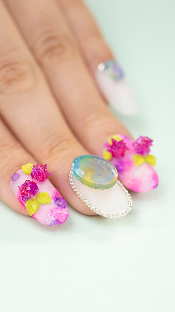 雨の日だってハッピーに♡つやつや紫陽花ネイル