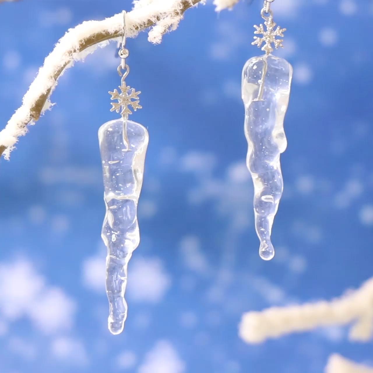 光をあつめて「つららレジンピアス」