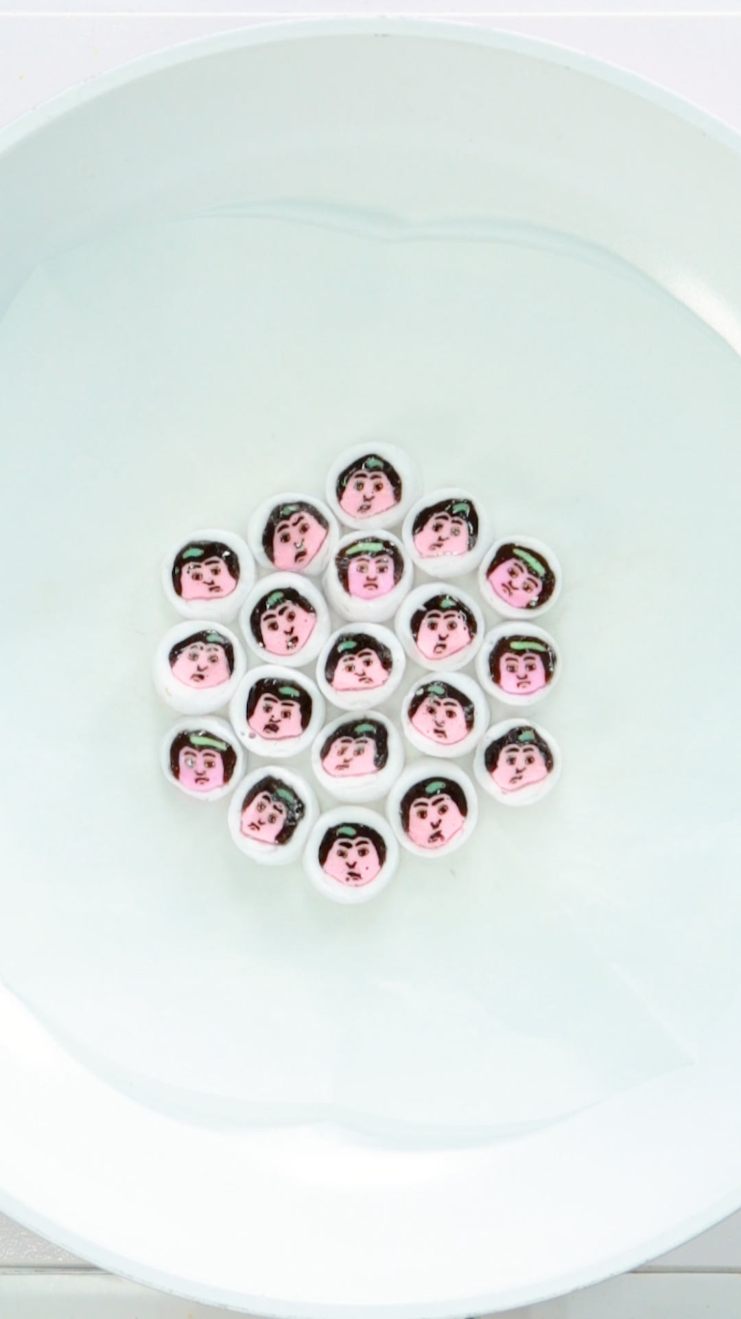 ツボにハマる可愛さ♡キャンディボウル