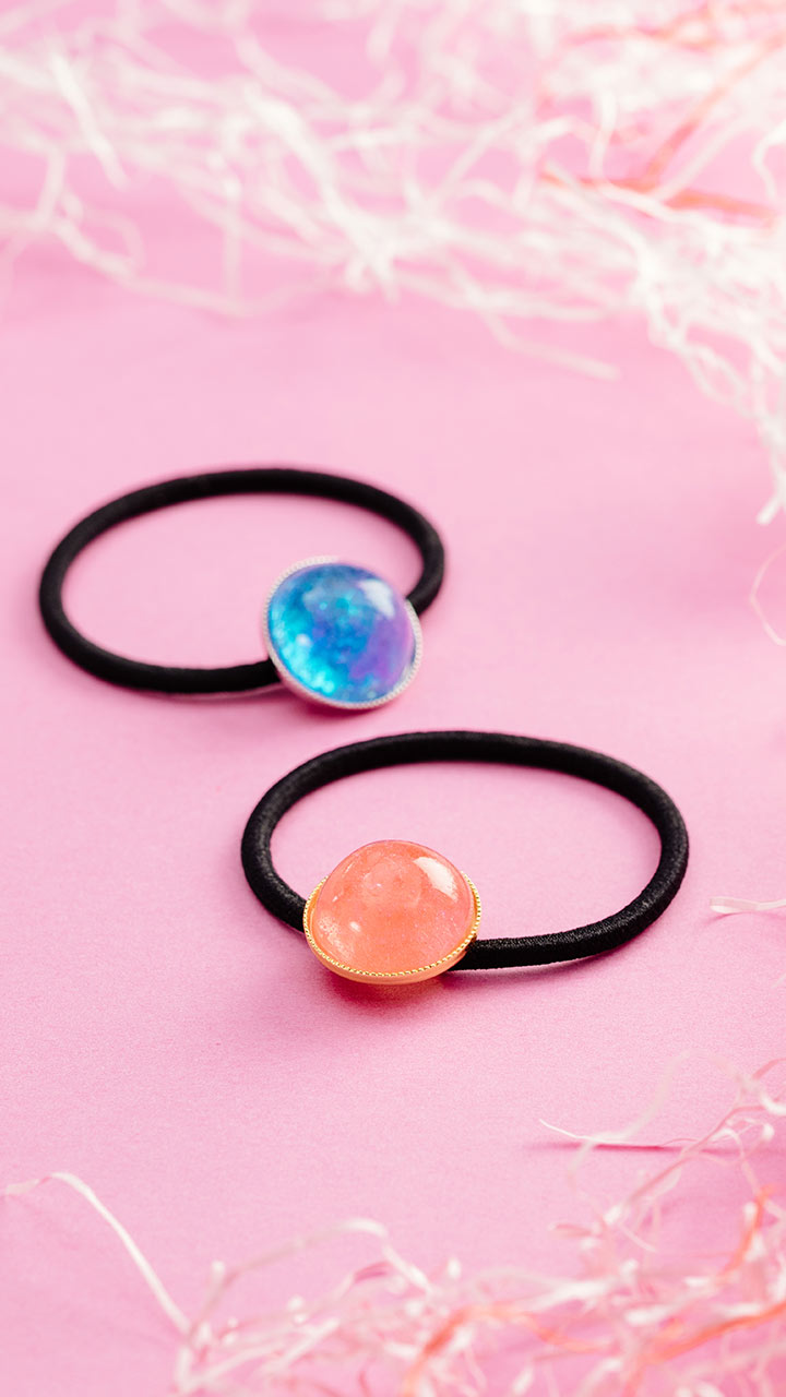 気泡とグラデーションが神秘的 ドーム型の手作りヘアゴム | C CHANNEL