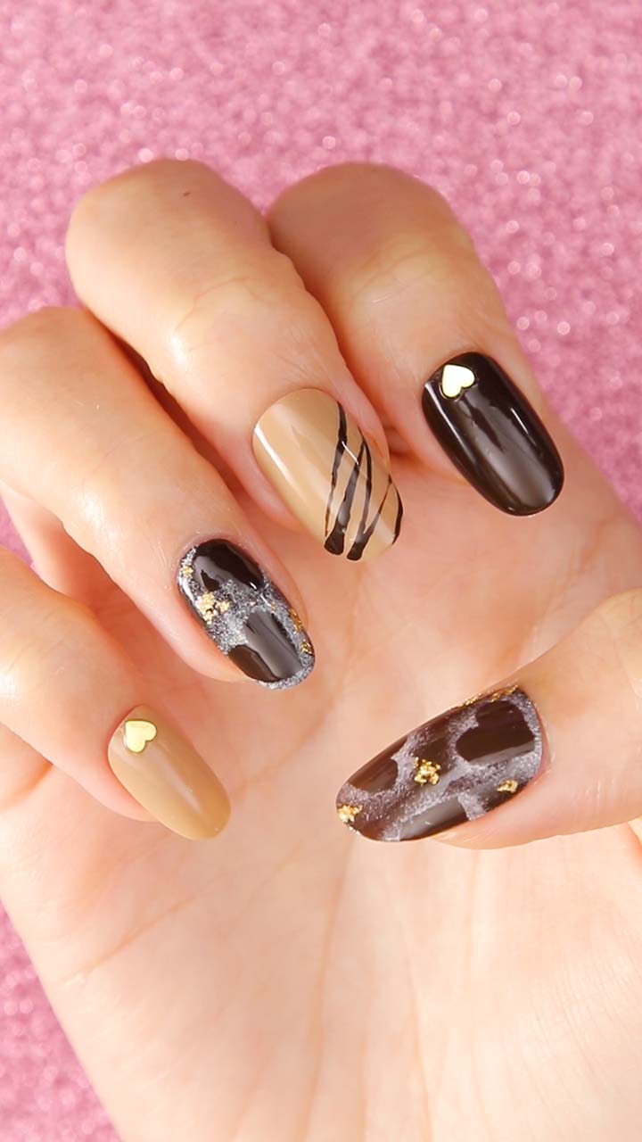 バレンタイン間近！ガトーショコラのようなハートネイル