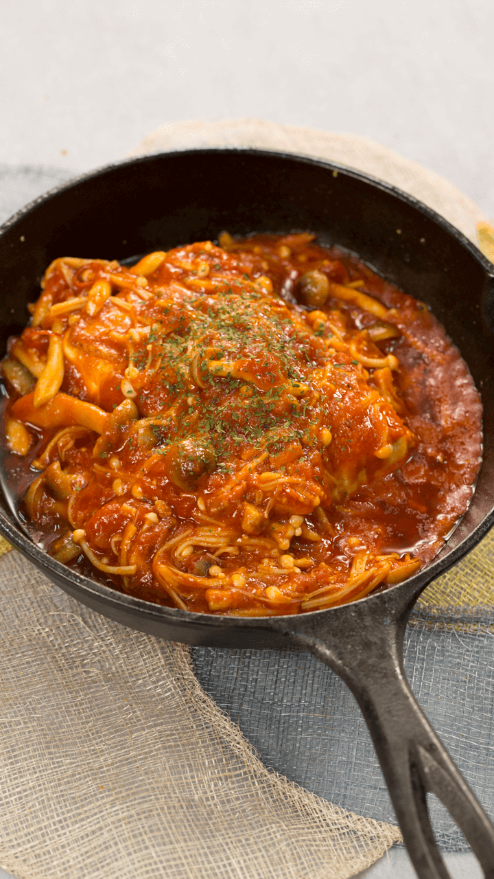 ヘルシーなのに大満足！スキレット豆腐