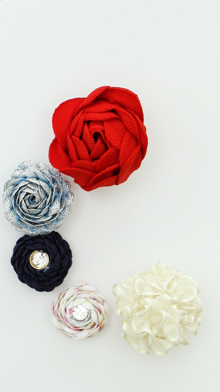 【かわいいブローチをDIY♡】布テープで作る「バラブローチ」