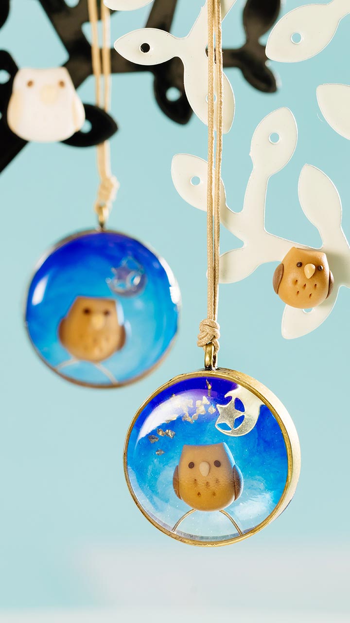 フレームの中の小世界♡月夜のふくろうペンダント
