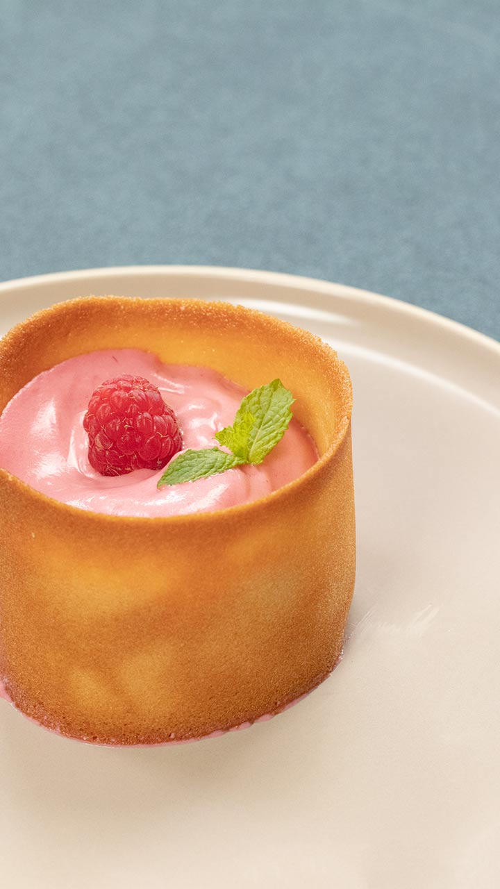 サクサク&とろとろ〜♡輪っかラングドシャのラズベリームース♡