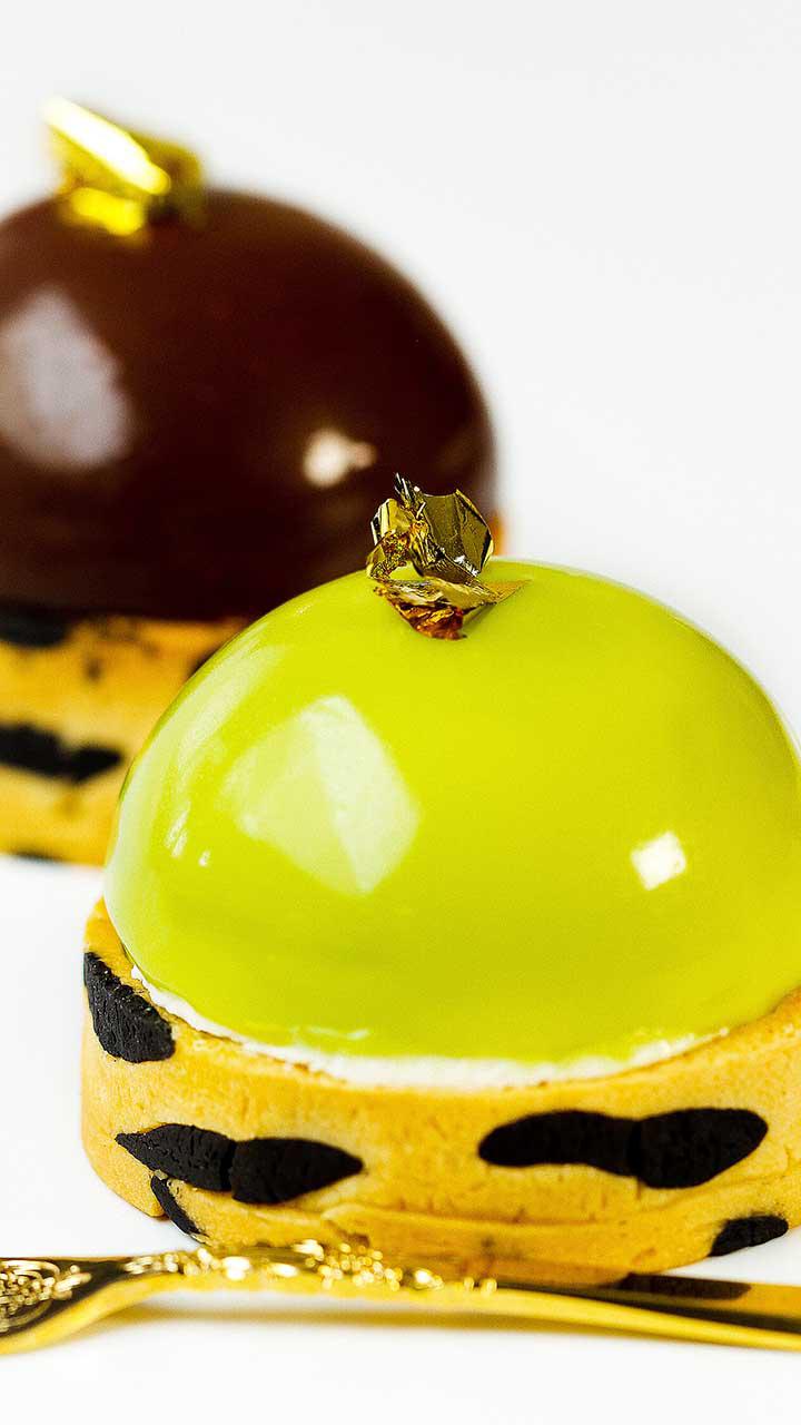 サクサククッキーにとろけるムース♡クッキードームケーキ