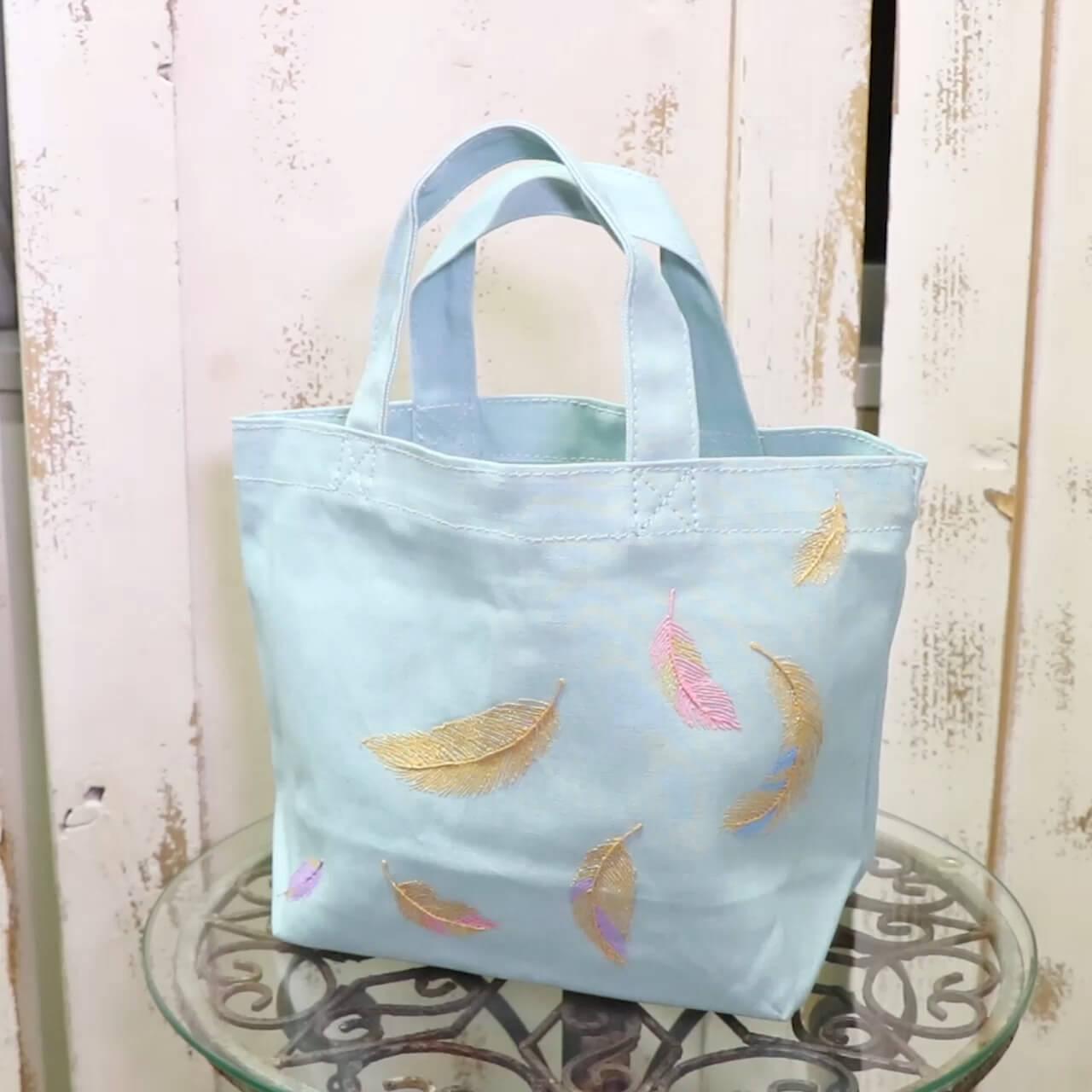 ステッチカラーペイントで楽らく♪ 「刺繍風フェザー柄バッグ」 