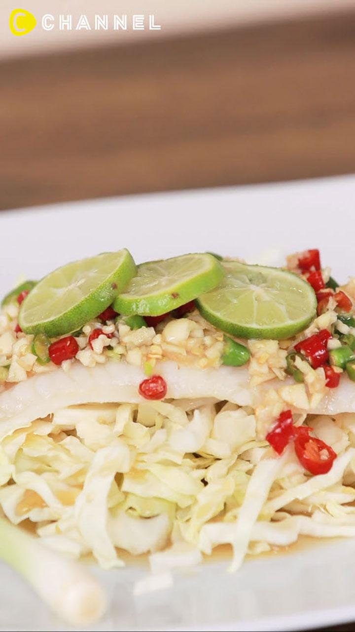 ปลาดอรี่นึ่งมะนาว สูตรจากไมโครเวฟ