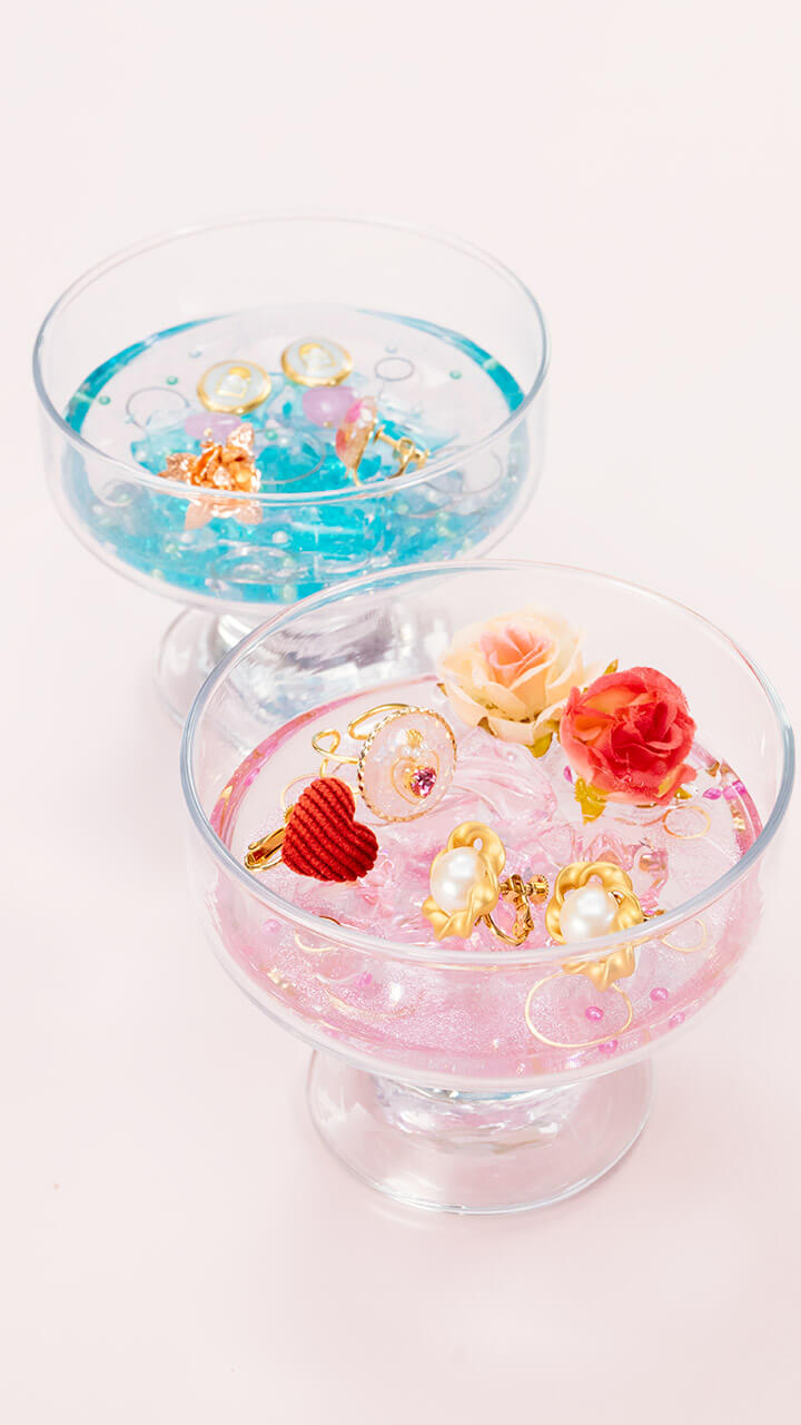 レジンを贅沢に使って・・・デザートグラスのアクセサリー入れ☆