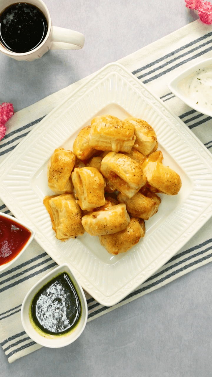 コロコロ可愛い♡製氷皿でチーズパイ