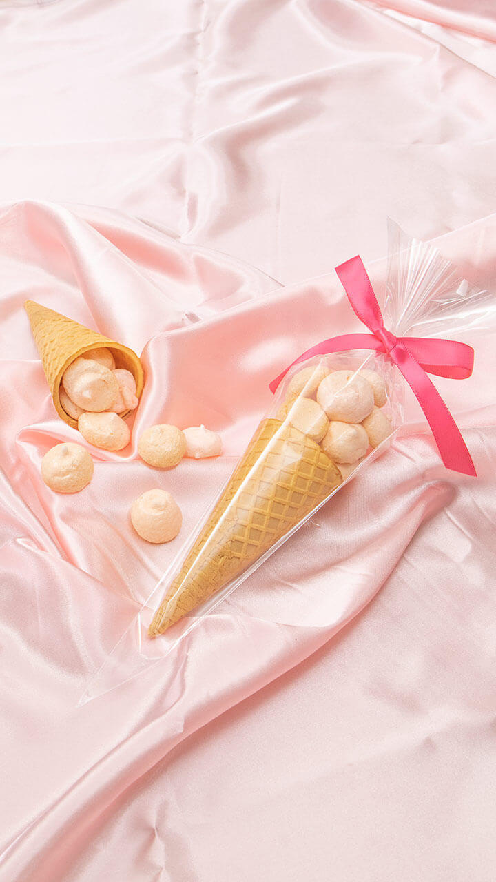 海外で流行った！メレンゲを使った可愛いお菓子のプレゼント♡