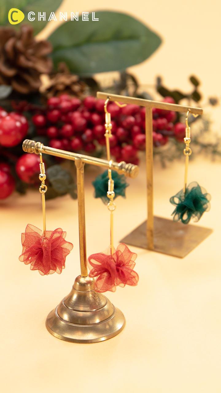 誰でも簡単! フォークを使ったふわふわリボンピアス