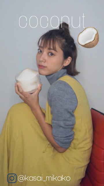 おしゃれな人が飲んでるココナッツ、どんな味？