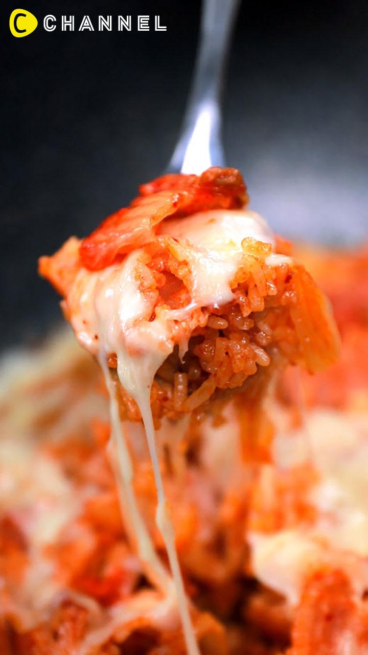 ข้าวผัดกิมจิชีส