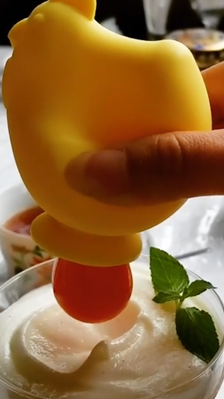 こんなプリン見たことある？ 横浜名物 とろーり濃厚 “生プリン”