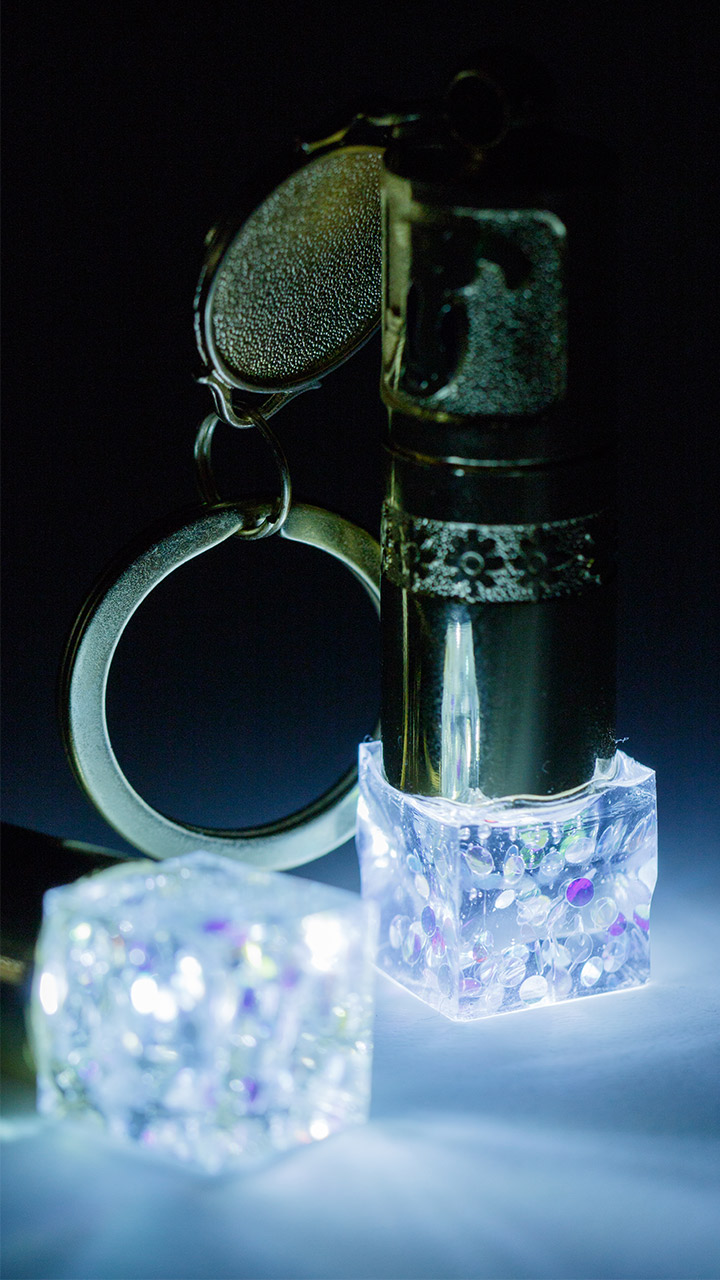 想像以上にキラキラ☆レジンで作るキーライト