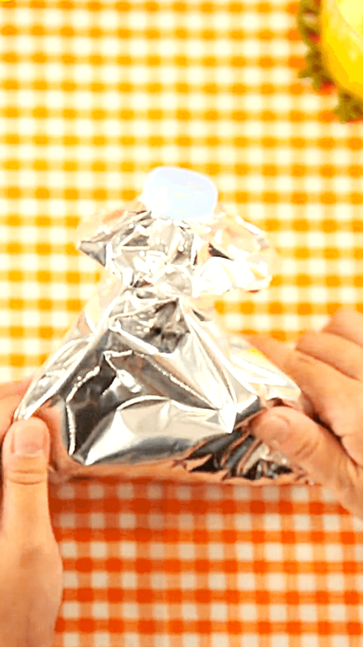 ペットボトルで袋を密封する裏技！