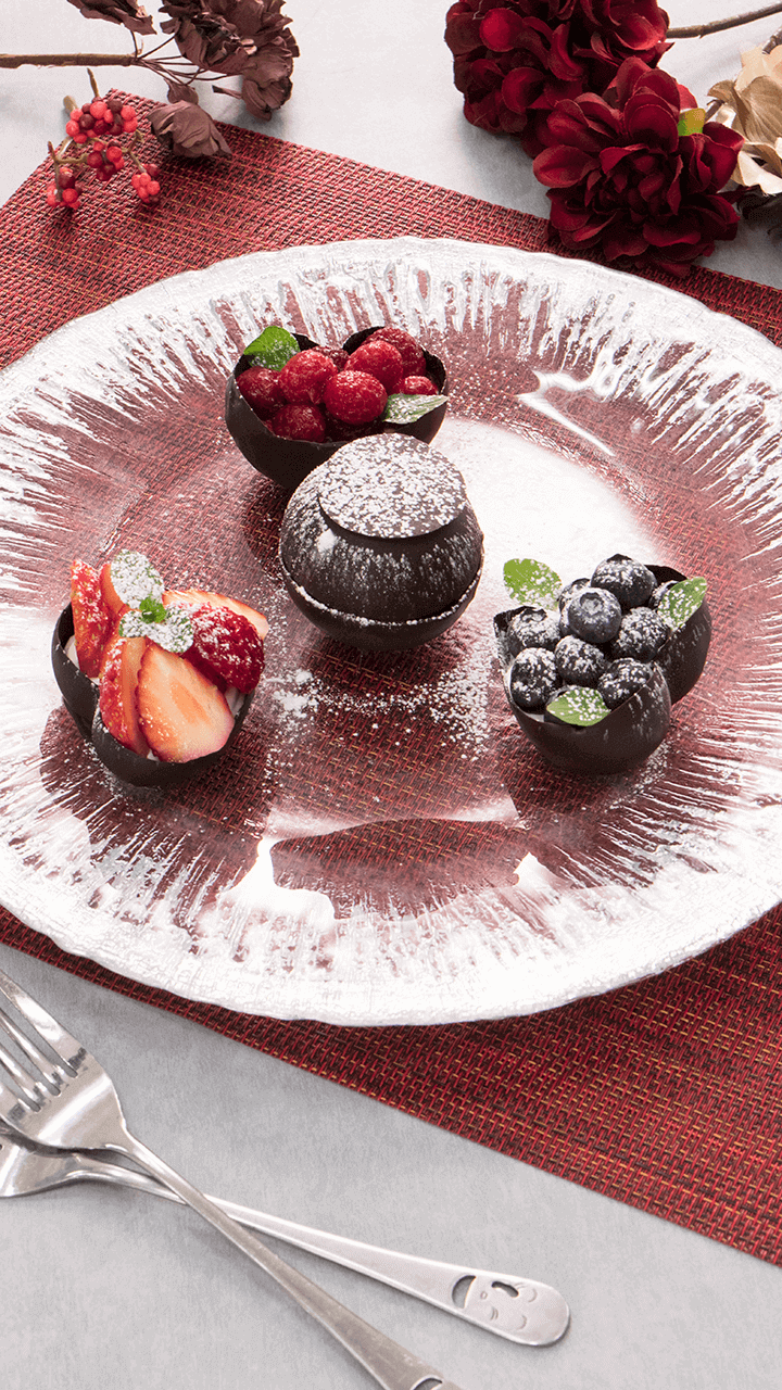 Chocolate Cup with Ice Cubes!