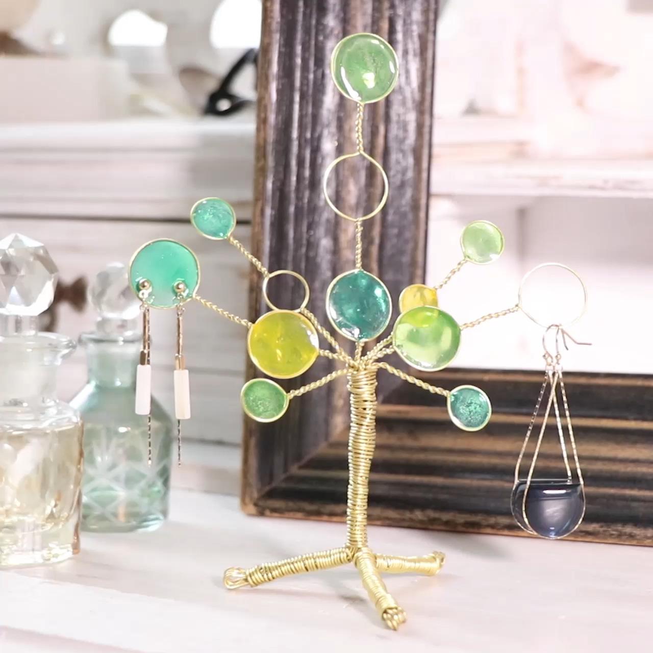 ピアスが実る♪ 「ワイヤーピアス掛け」