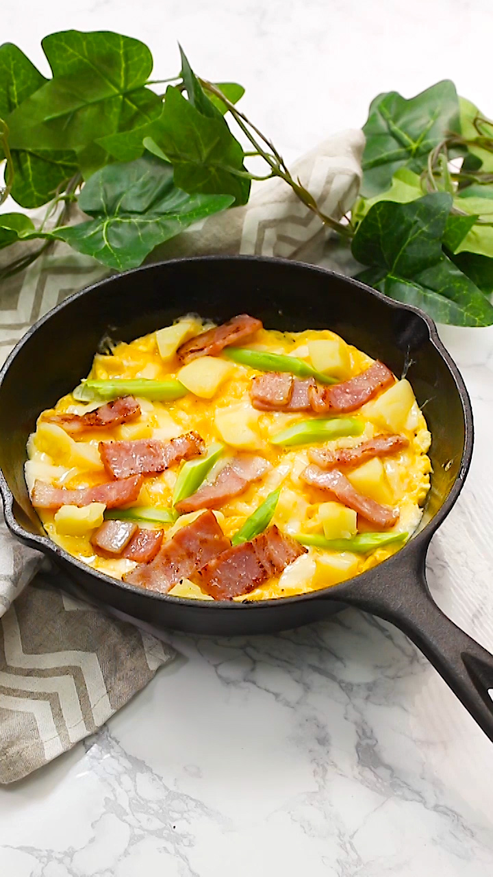 包まずかわいくオープンオムレツ