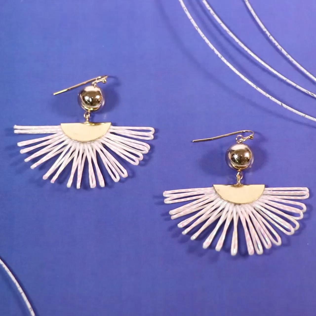 和風で華やか「水引きアートピアス」