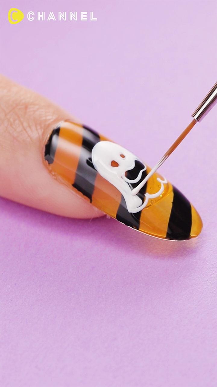 気分があがる♡おばけハロウィンネイル