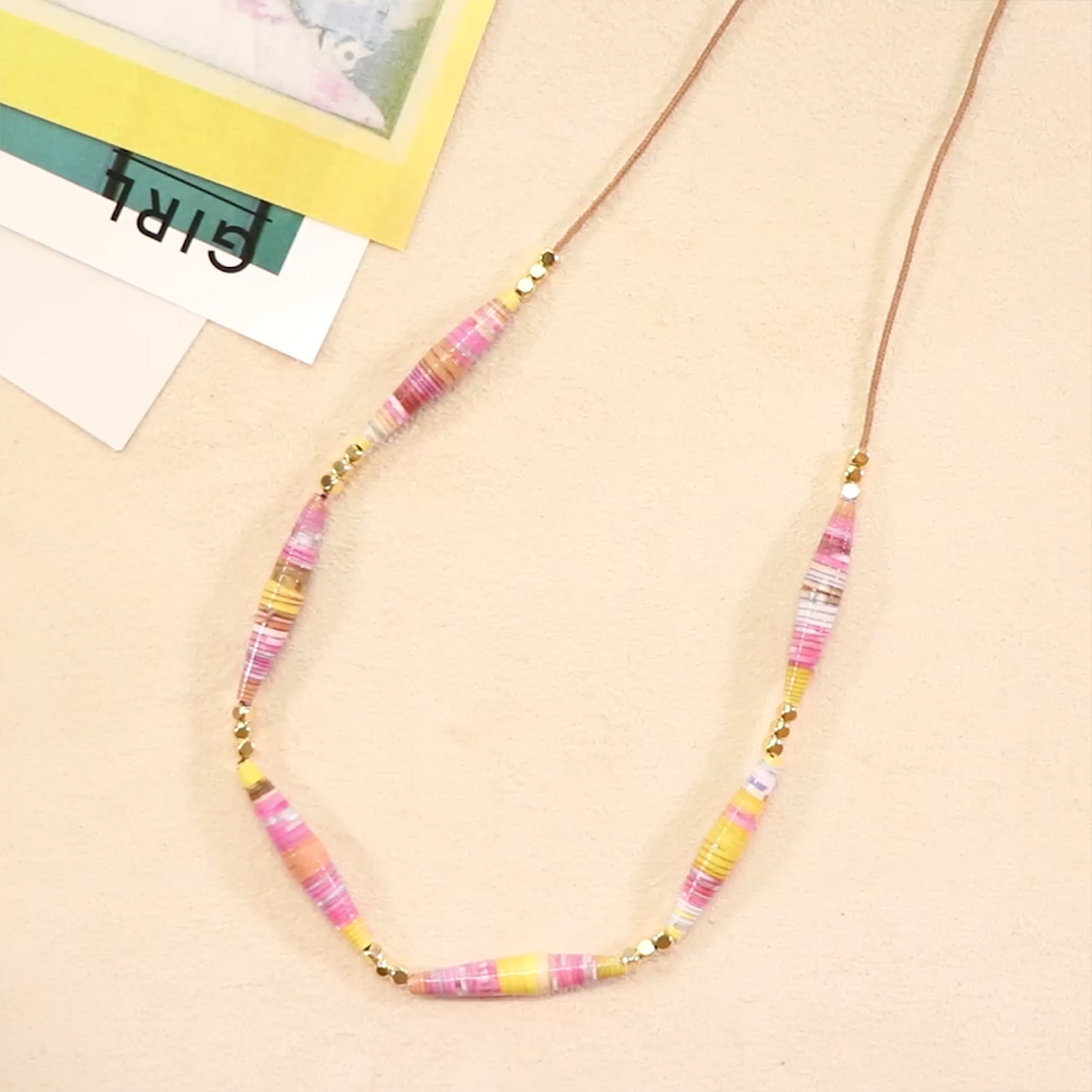 紙が大変身♩「ペーパービーズネックレス」