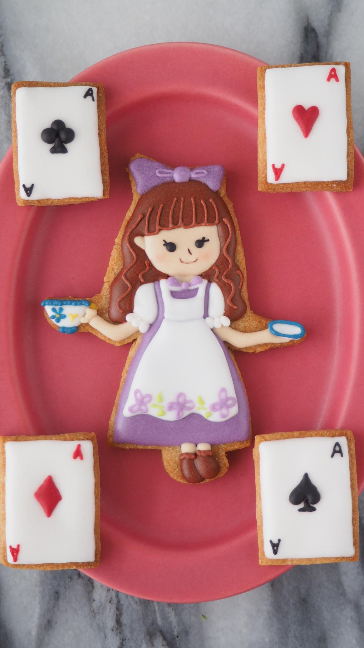 不思議の国のアリス♡アリスのアイシングクッキー