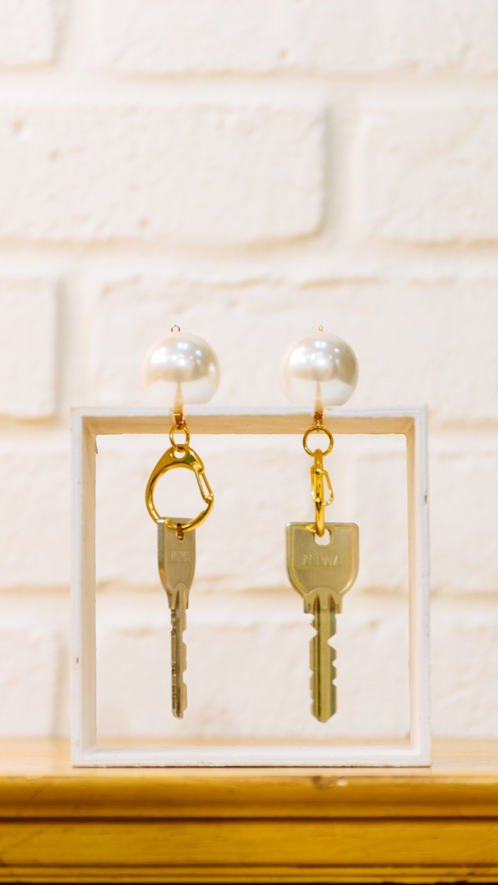 機能的でカワイイ♡ ディスプレイできちゃうキーホルダー