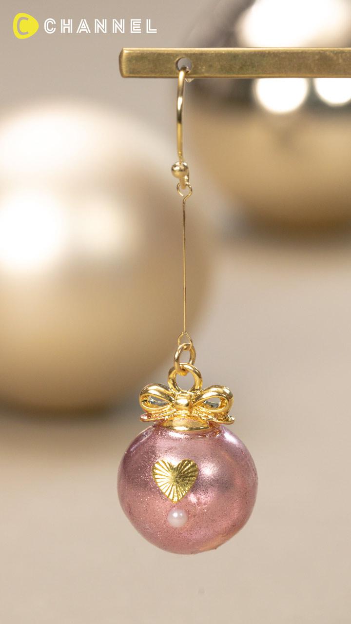 クリスマス気分を盛り上げよう!!オーナメントピアス