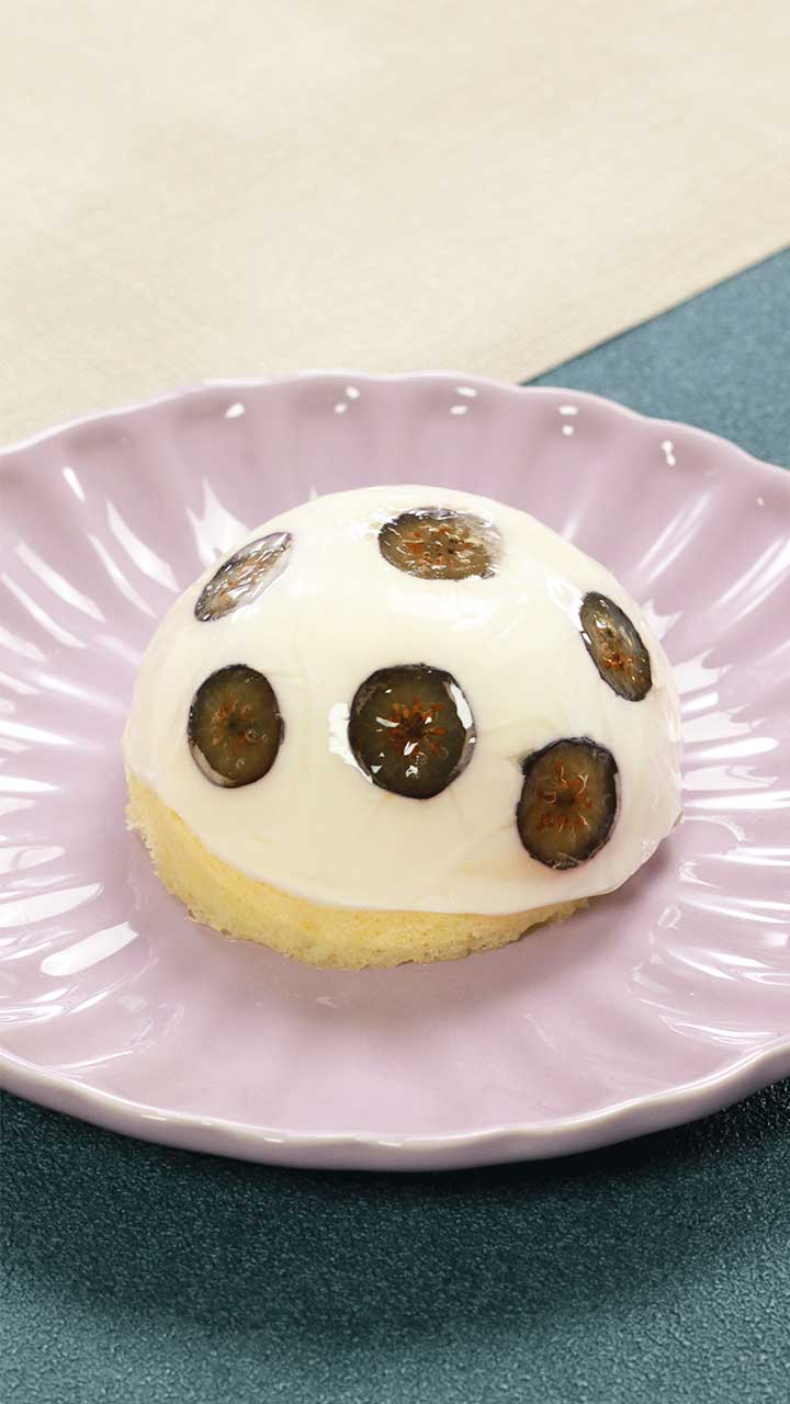 丸い形が可愛い♡ブルーベリーのムースドーム