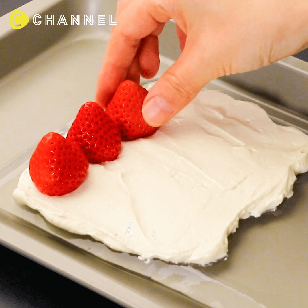 一目惚れスイーツ♡ぷるるん透明ロールケーキ