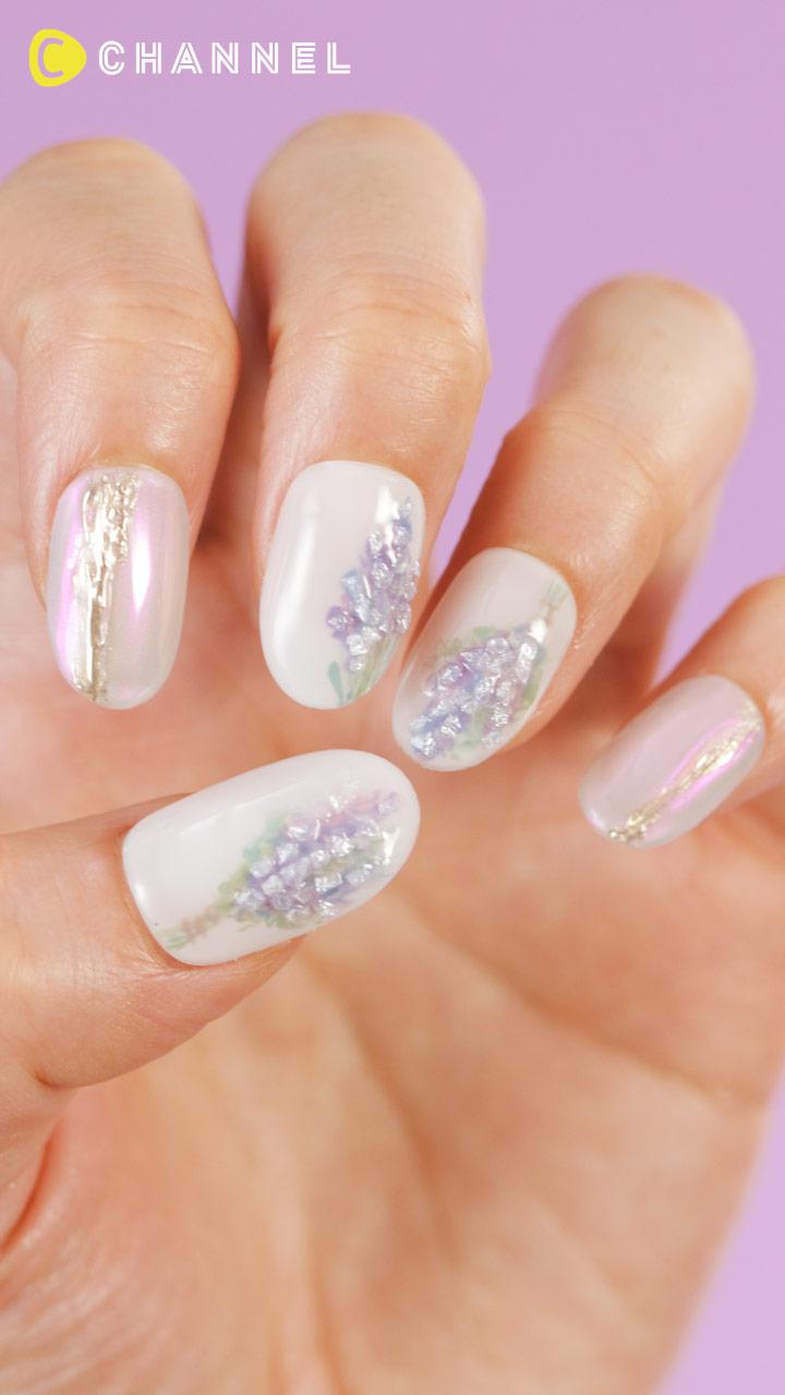 優しい色味に癒されて♡リラックスハーブネイル