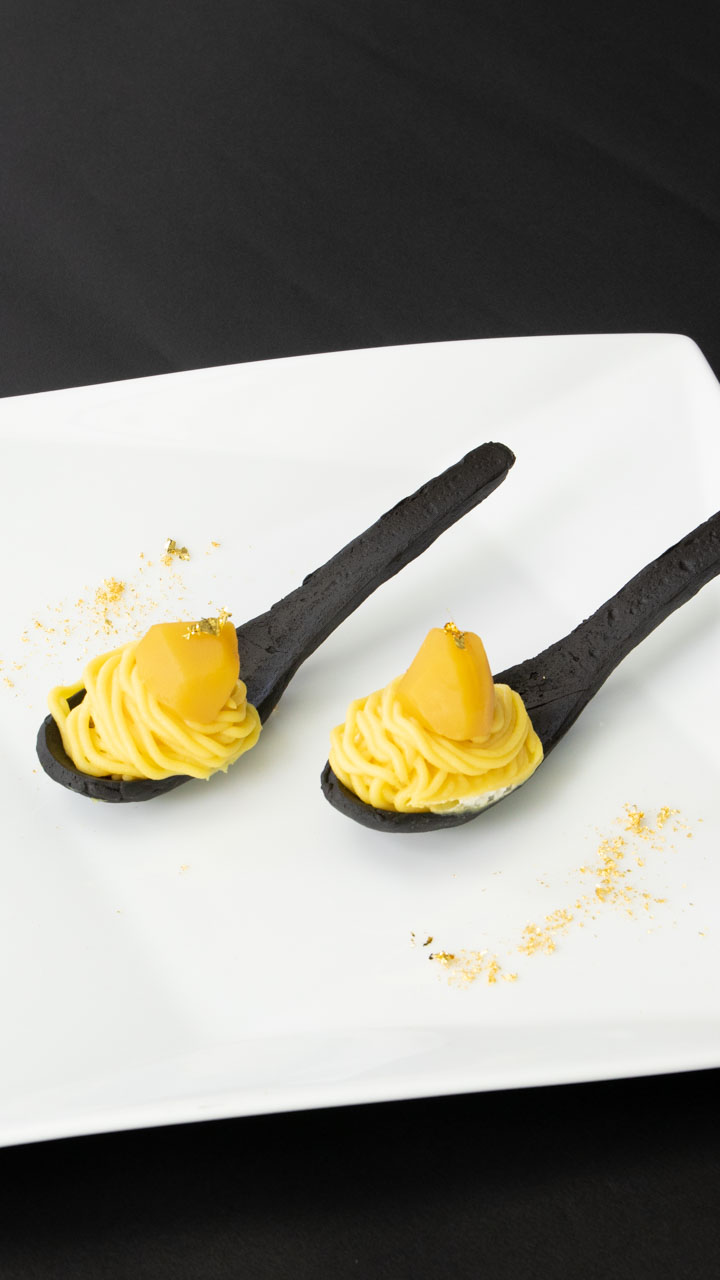 スプーンも食べられる一口モンブラン