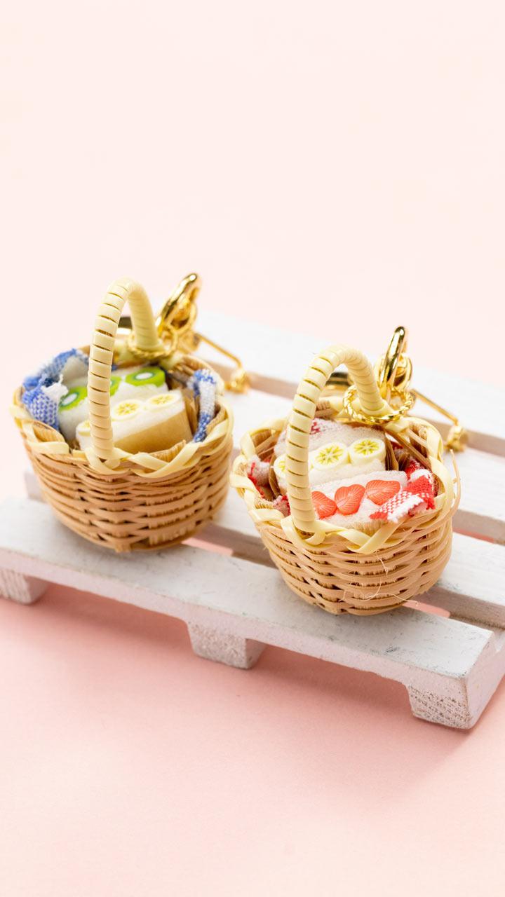 スポンジで作るフルーツサンドのキーホルダー