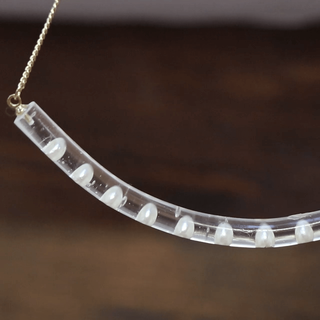 カジュアルでもフォーマルでも☆「レジンパールのネックレス」