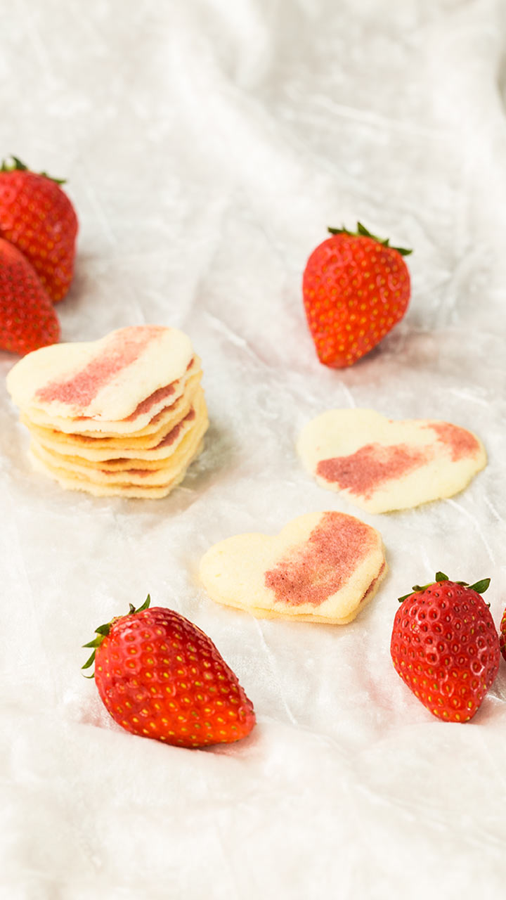 最強モテスイーツ♡ハートのストロベリーラングドシャ