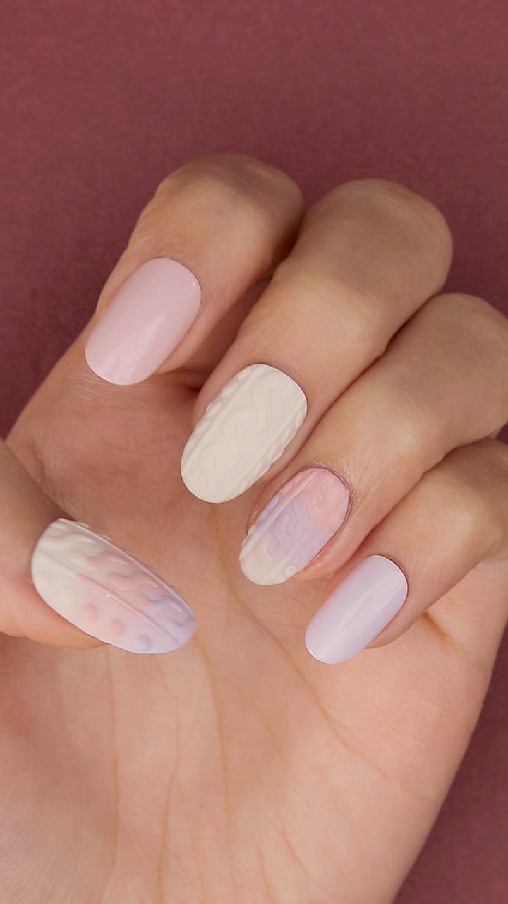 温もり溢れる♡グラデニットネイル