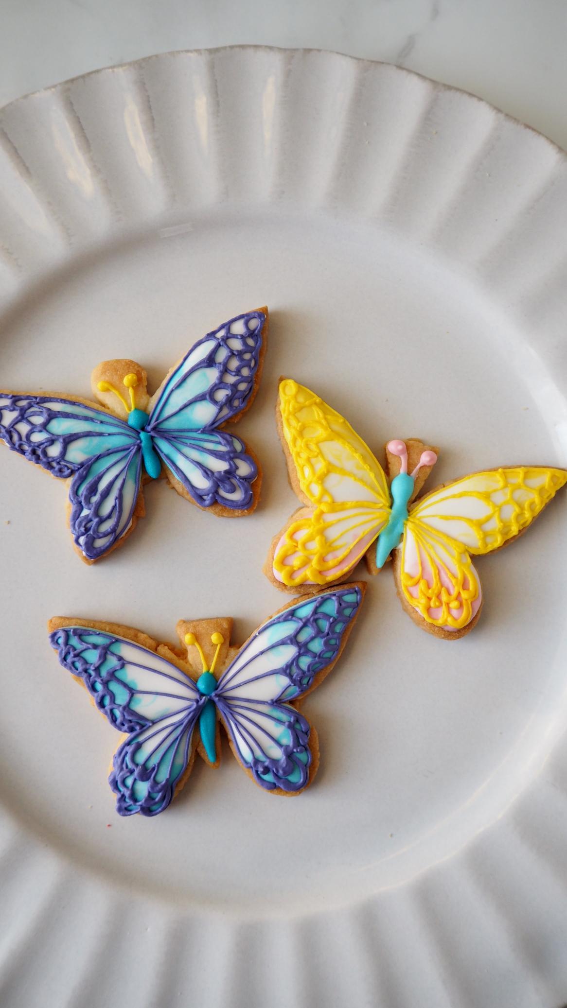 グラデーションの蝶