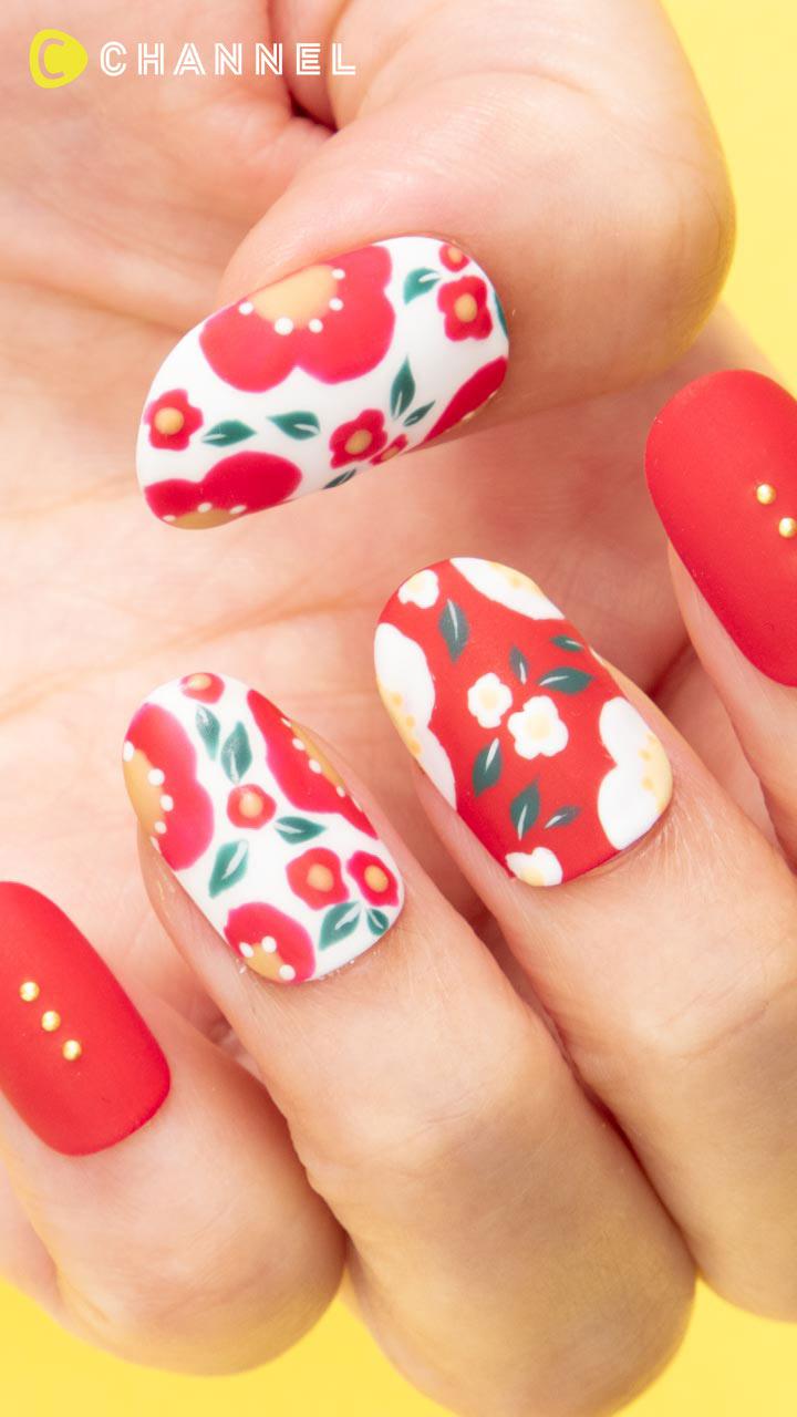 大人可愛い♡真っ赤な椿ネイル