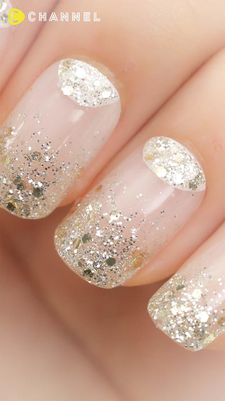 ホログラムが輝くラメネイル