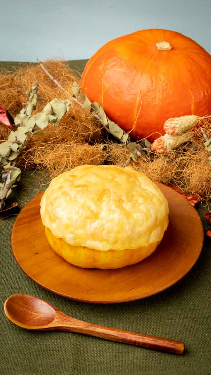 スーパーフードのかぼちゃ丸ごとスープ